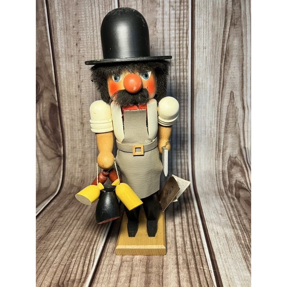 Vintage Holzkunst Christian Ulbricht German Nutcracker Limited Edition